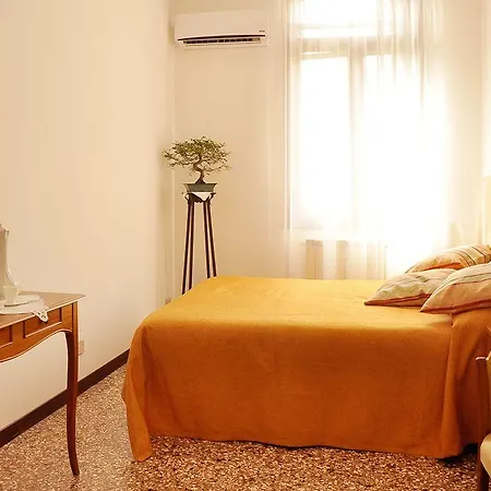 Πανσιόν La Casa Del Mercante Veneziano Βενετία