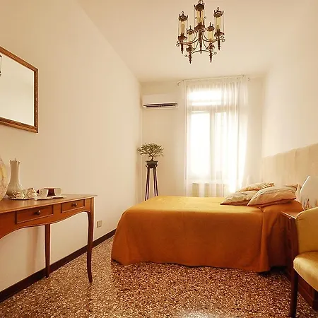 La Casa Del Mercante Veneziano בית הארחה 3*