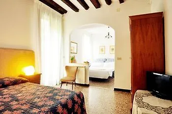 La Casa Del Mercante Veneziano Pensionat Venedig
